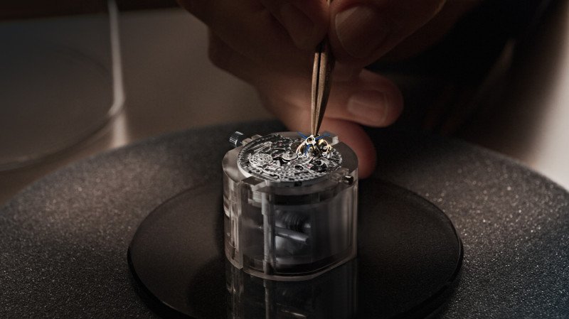 Jaeger-LeCoultre’s Master Grande Tradition Calibre 985: When Precision Meets Elegance