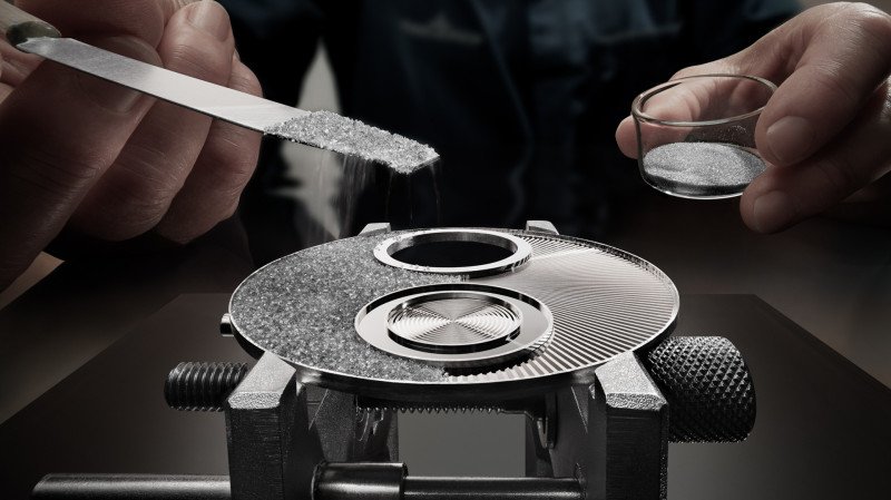 Jaeger-LeCoultre Reimagines Elegance with the Master Ultra Thin Tourbillon Enamel