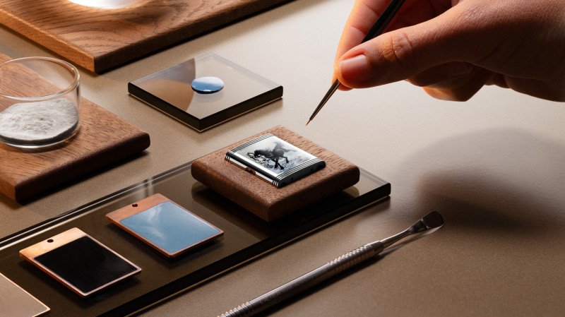 Jaeger-LeCoultre Celebrates the Year of the Horse with Artistic Reverso Watches