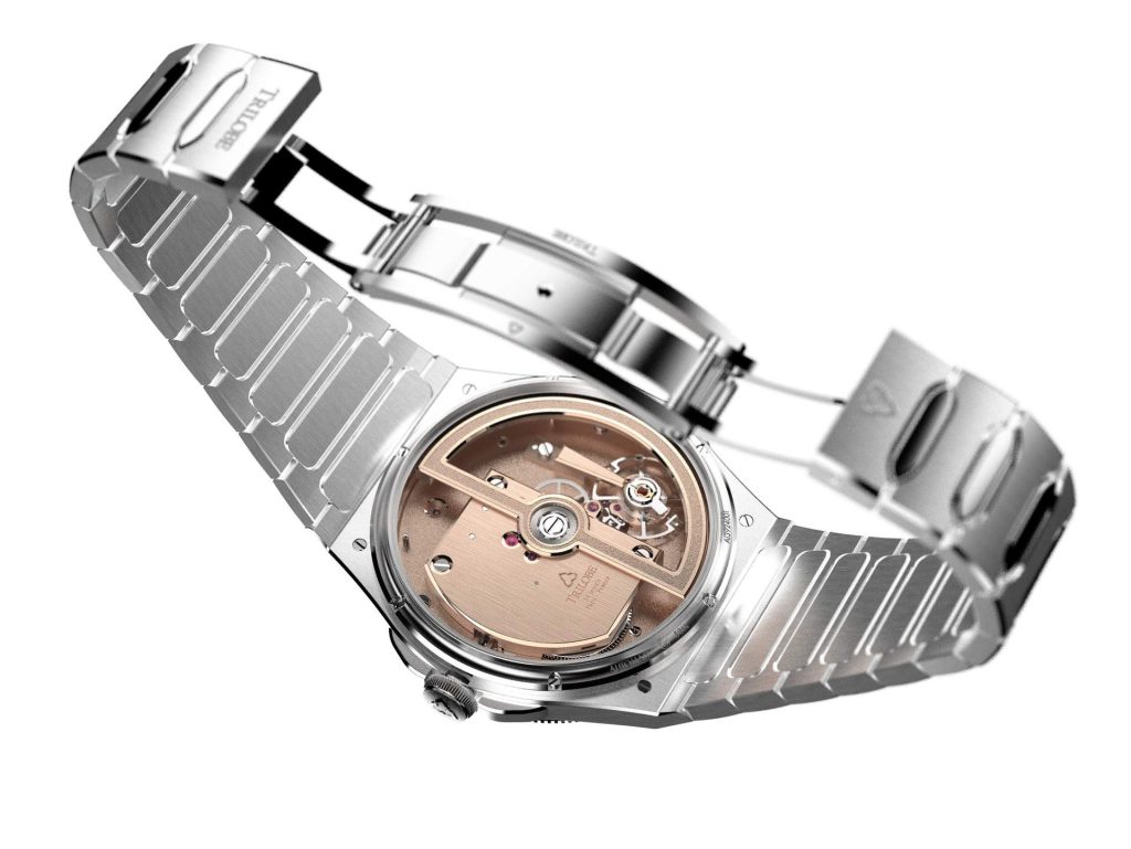 Trilobe's New Trente-Deux Collection: A Testament to Parisian Craftsmanship