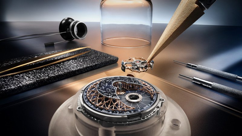 Jaeger-LeCoultre's Master Hybris Artistica Calibre 945: A Celestial Symphony in Blue and Pink Gold