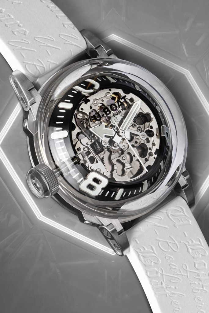 U-Boat U-65 Automatic: Curves, Steel & a Dance with Time