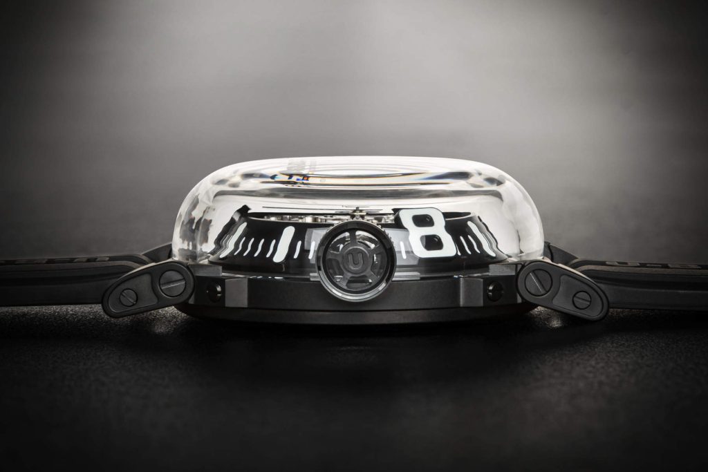 U-Boat U-65 Automatic: Curves, Steel & a Dance with Time