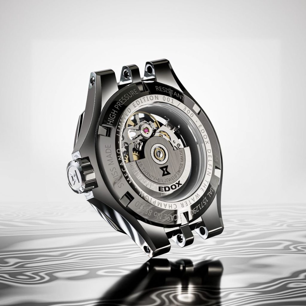 The Edox Delfin Mecano Damascus: A Splash of Steel and Style