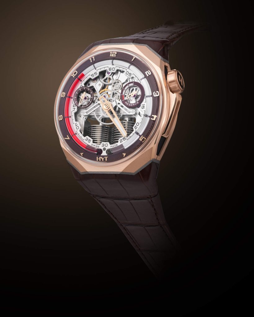 HYT S1 5N Gold Titanium Cigare: When Watches and Cigars Unite