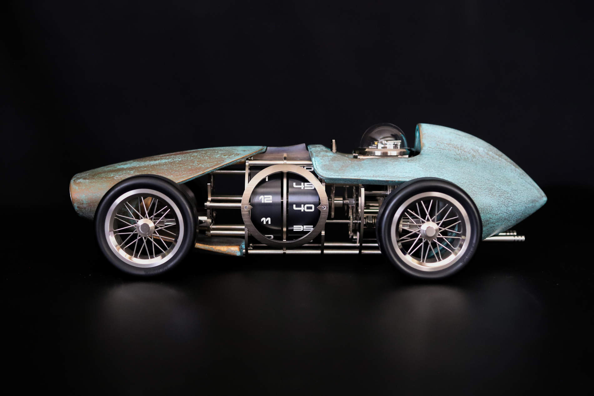 L’Epée 1839 Time Fast: When Racing Clocks Get a Patina Makeover