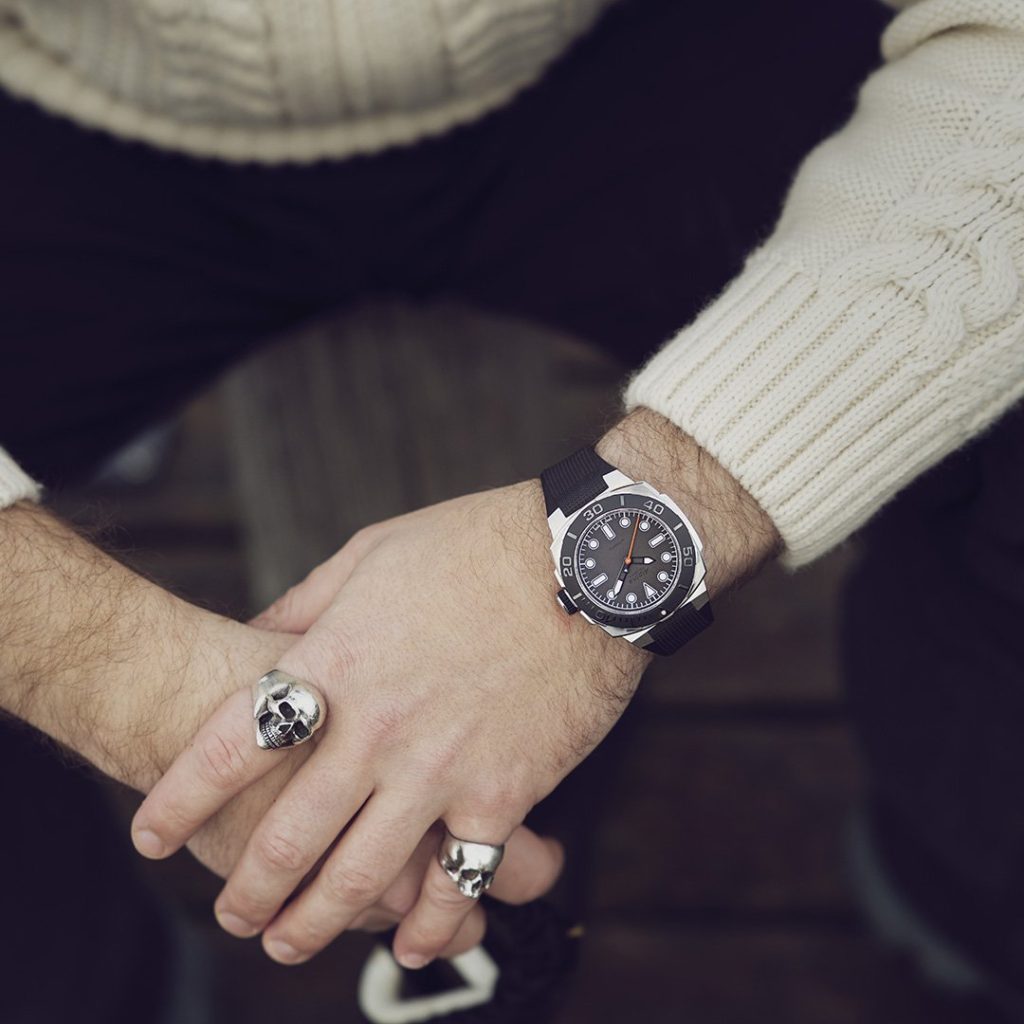 ‘Alpina x TRTS Seastrong Diver Extreme Automatic - compact diver with clarity’