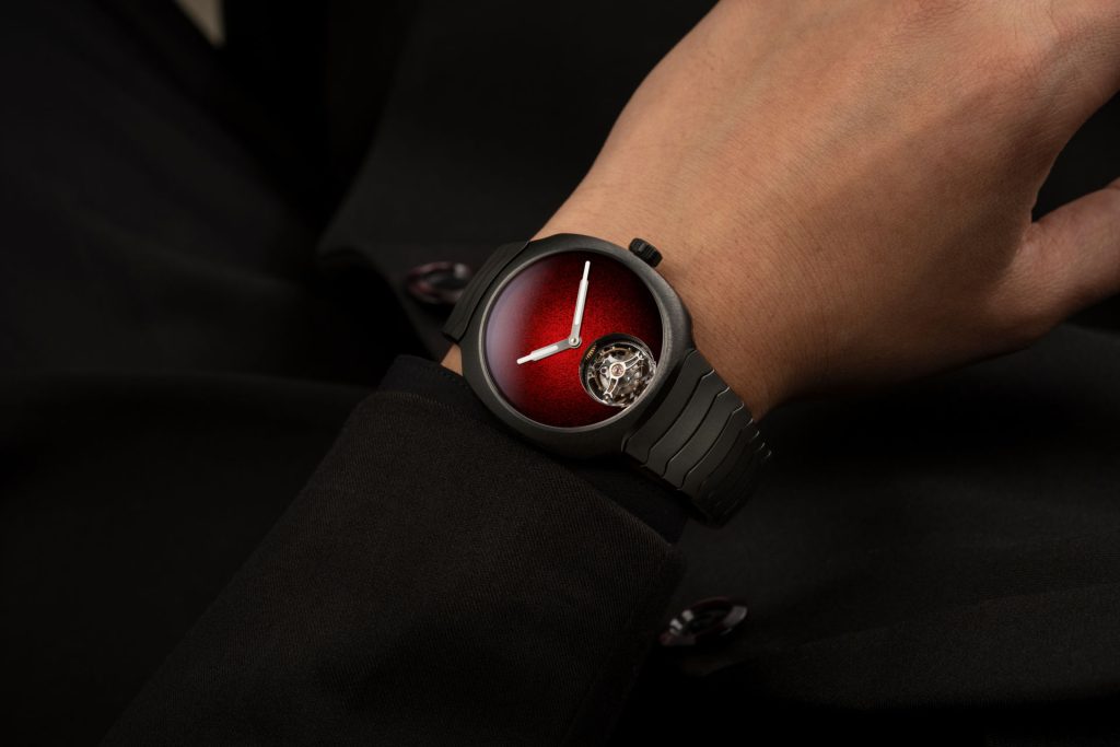H. Moser Streamliner Tourbillon Concept Ceramic – red fire in a cool shell