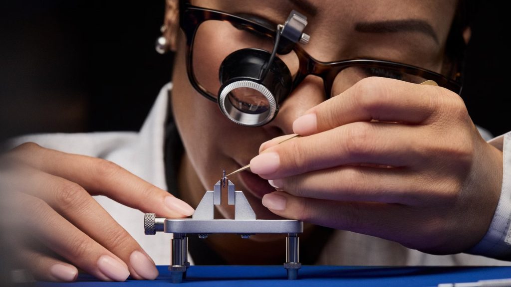 | De Bethune x Louis Vuitton LVDB-03: a Sympathique for modern travel