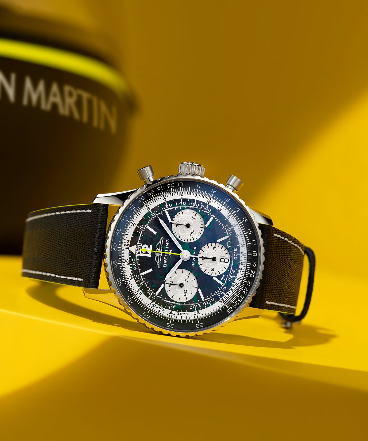 Breitling Navitimer B01 Aston Martin Aramco F1 Team – a pilot learns new lines