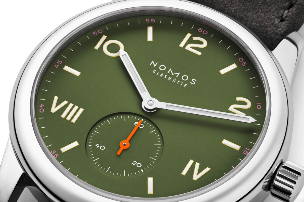 Club Campus grows up in color - NOMOS adds all olive and full rose