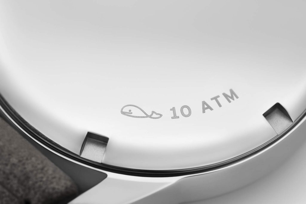 Club Campus grows up in color - NOMOS adds all olive and full rose