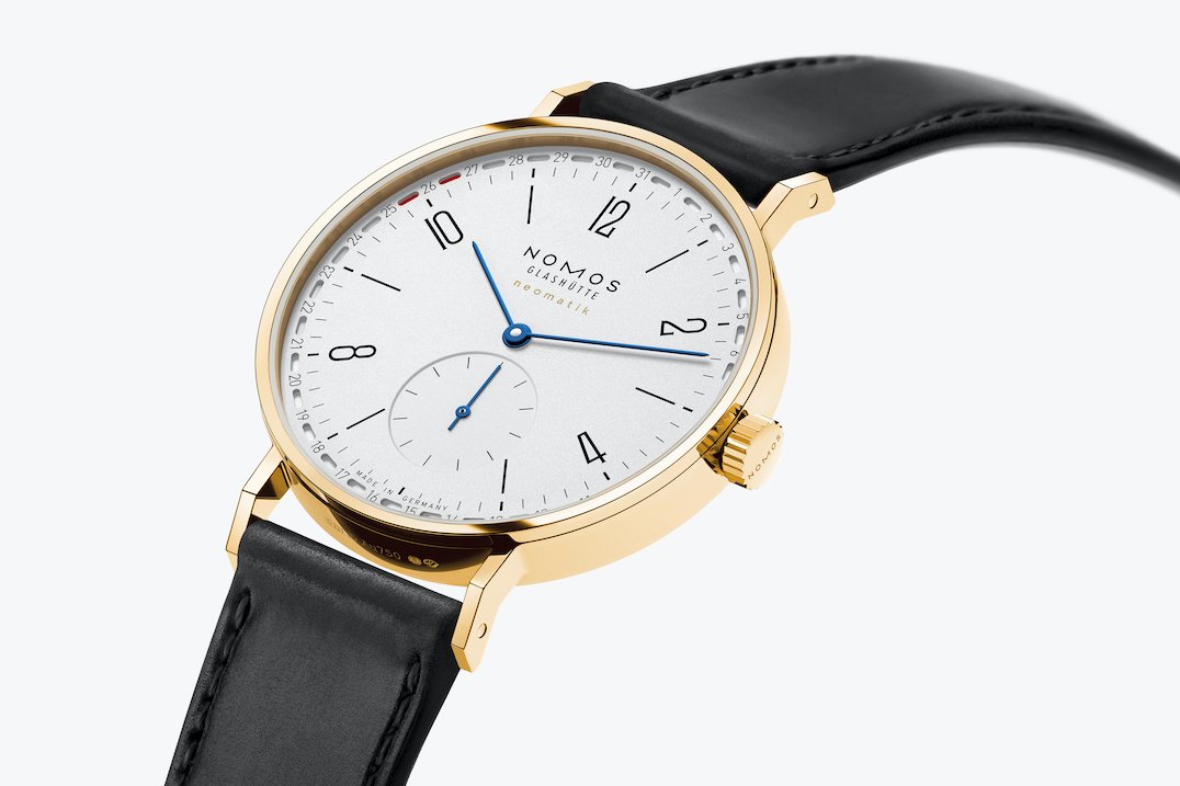 Tangente, refined – NOMOS brings the ring date to 38.5 mm and 18 kt gold