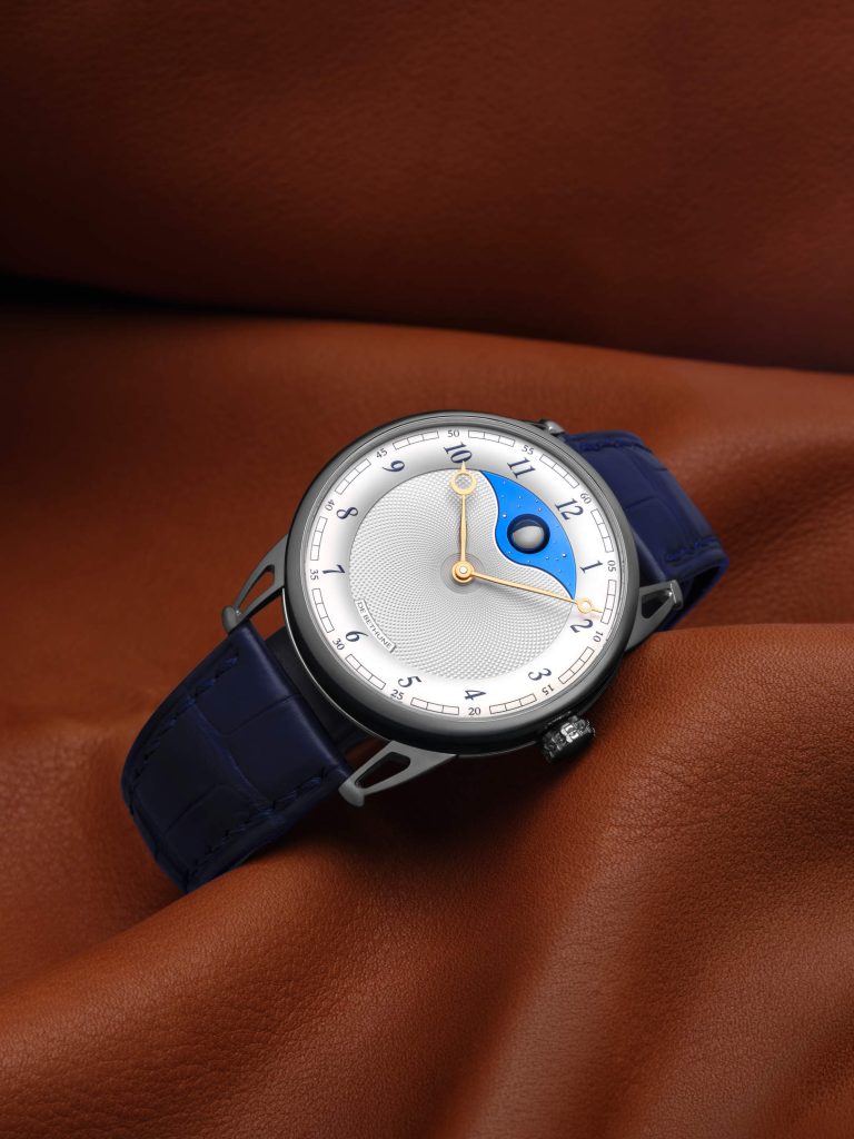 De Bethune DB25Vxs Silver Moon - classic codes, newly sharpened