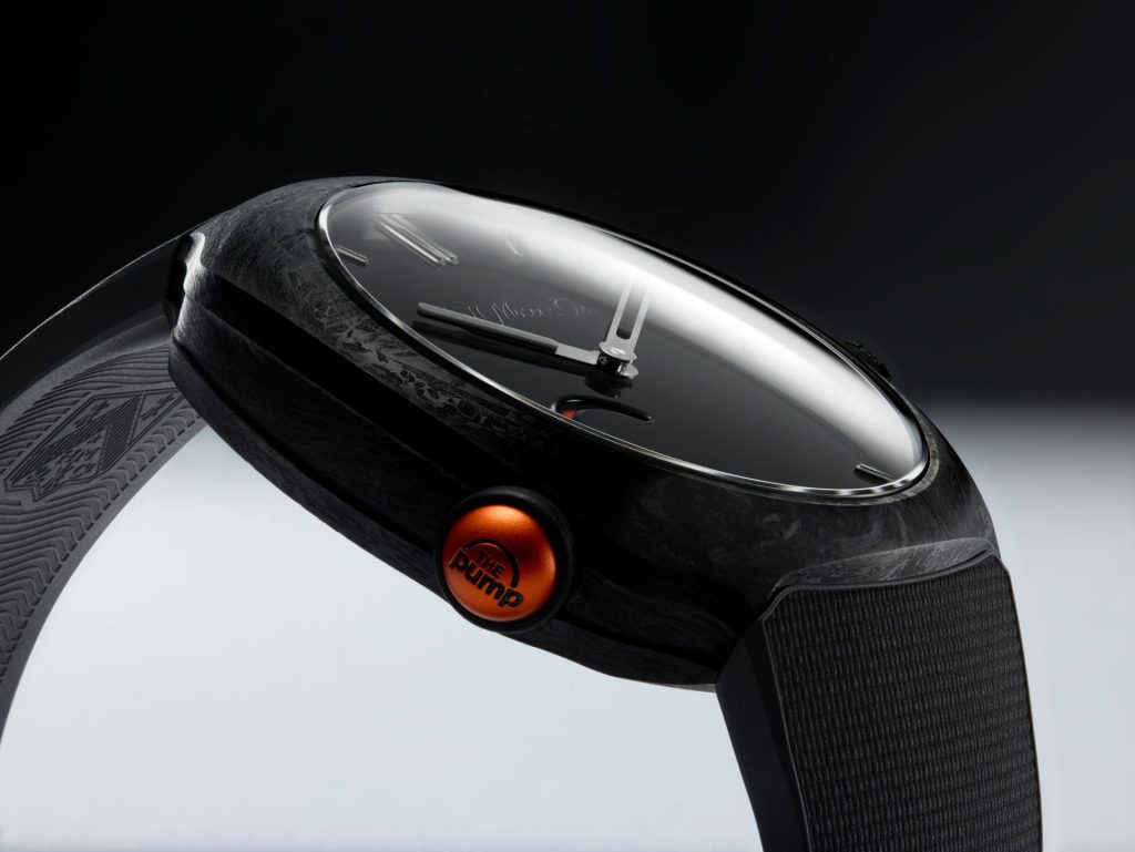 H. Moser & Cie. Streamliner Pump - a playful wind on the wrist