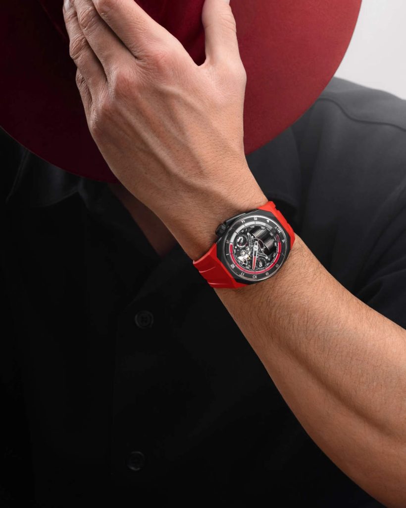 HYT splits the S1: three colors, one hydromechanical voice