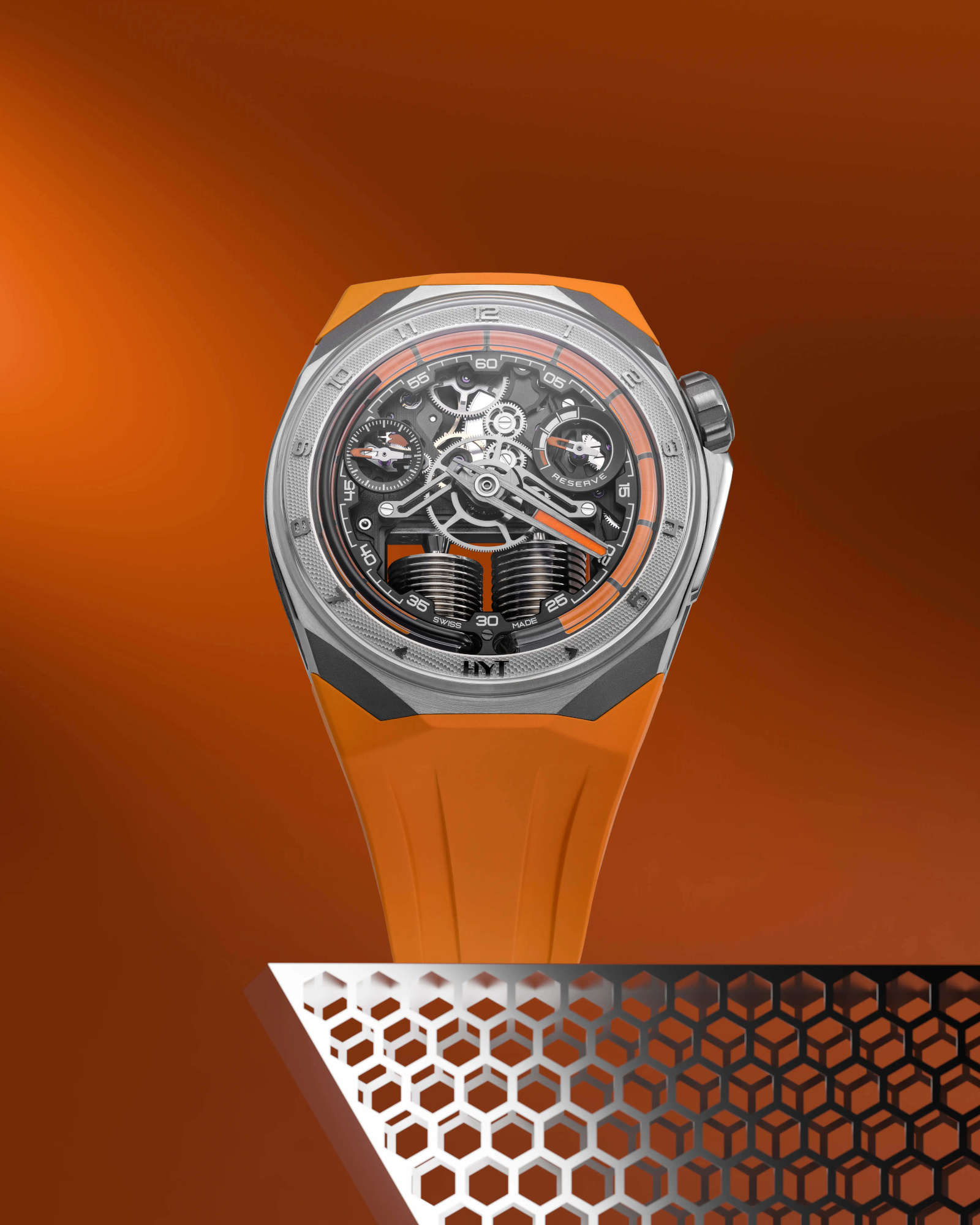 HYT splits the S1: three colors, one hydromechanical voice