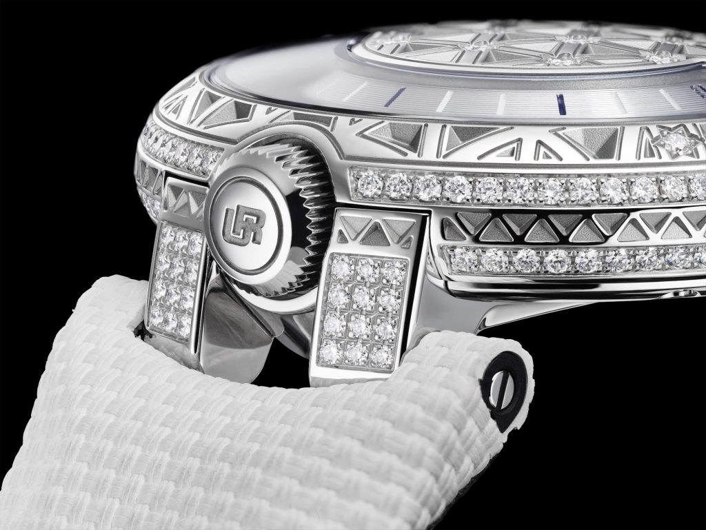 URWERK UR-101 Diamond Sky – wandering hours under a starlit grid
