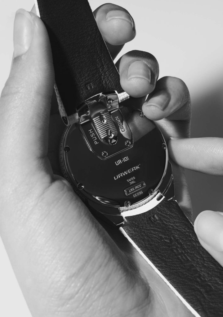 URWERK UR-101 Diamond Sky – wandering hours under a starlit grid