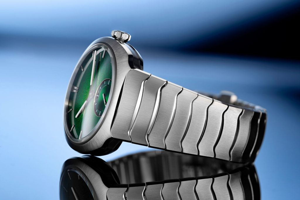 Moser’s Streamliner Small Seconds finds its acid-green voice