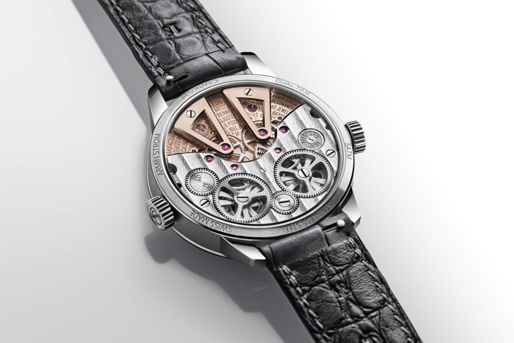 Armin Strom Dual Time GMT Resonance Aventurine - a restrained night sky in resonance