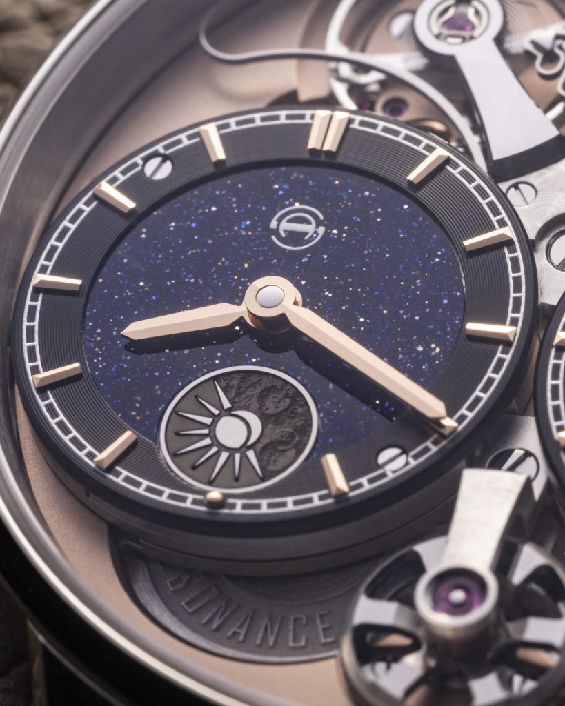 Armin Strom Dual Time GMT Resonance Aventurine - a restrained night sky in resonance