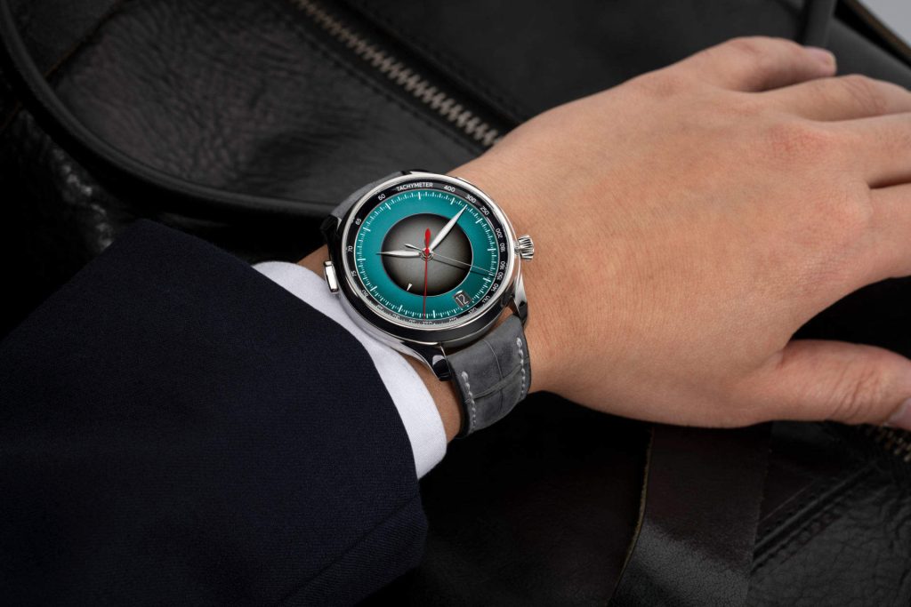 Moser Endeavour Flyback Chronograph Dual Time Date - three complications, one calm dial