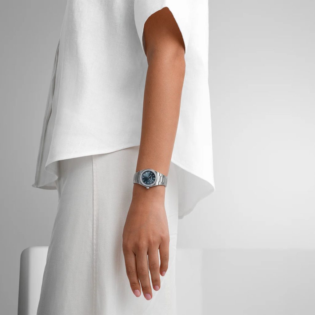 Raymond Weil A.R.T. - A New Shape of Things