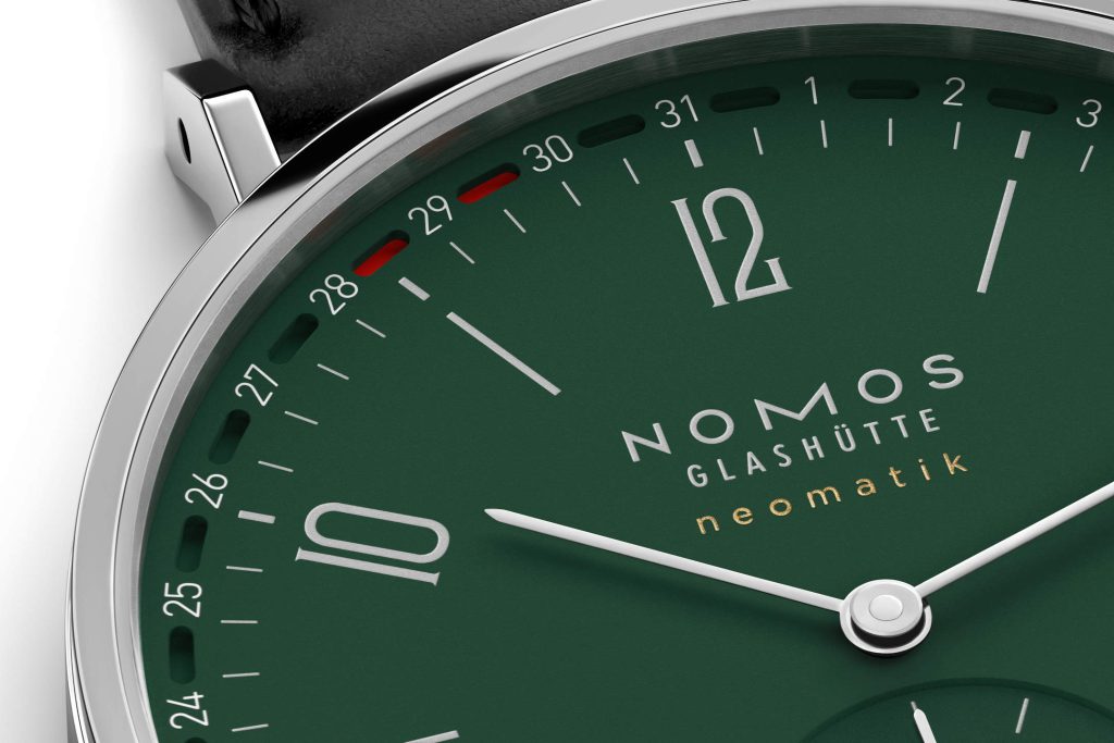 NOMOS Tangente neomatik 38 Update in forest green - a quietly clever refresh