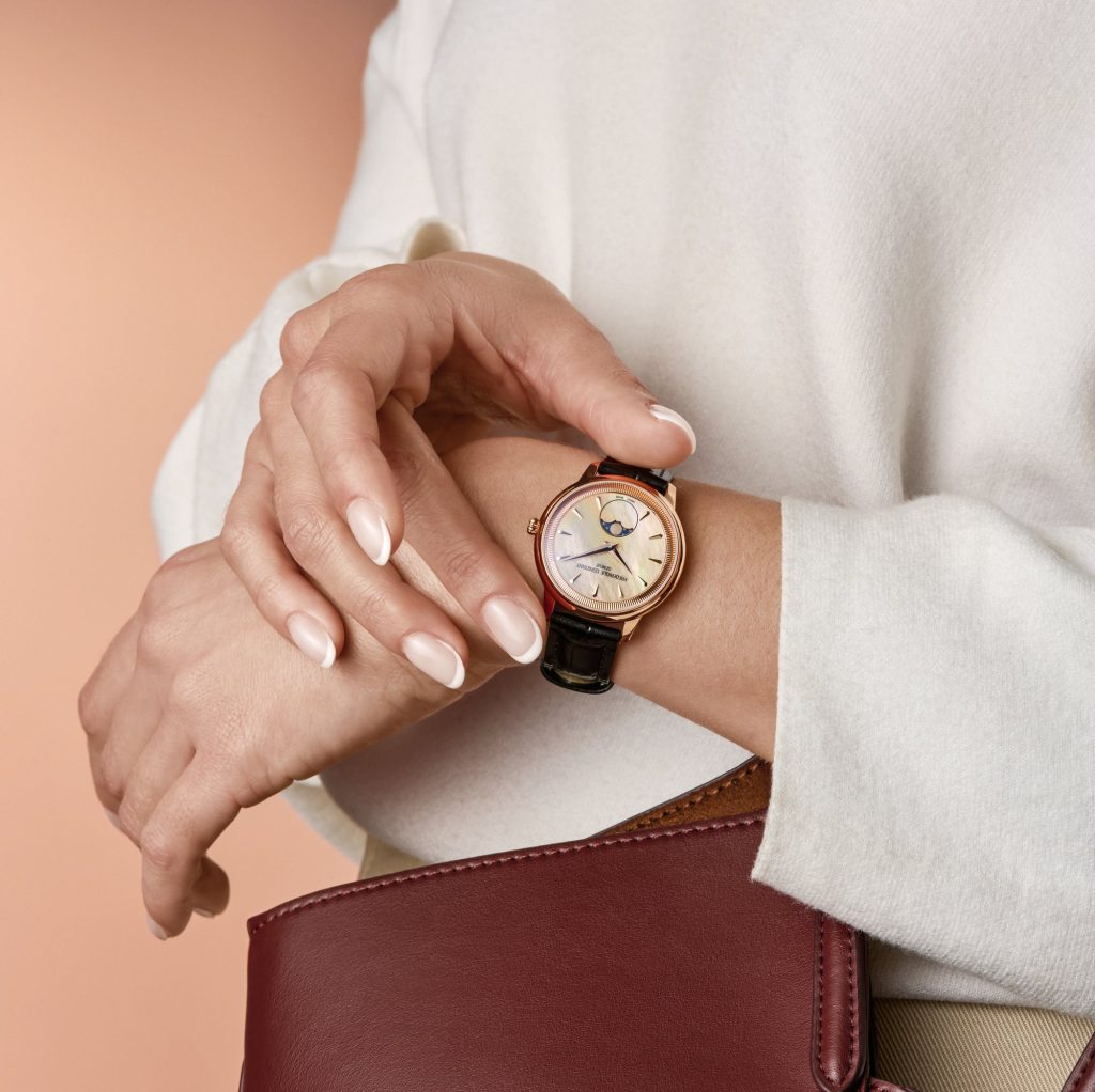Frederique Constant Moneta Moonphase – a quiet classic with a glint of pearl