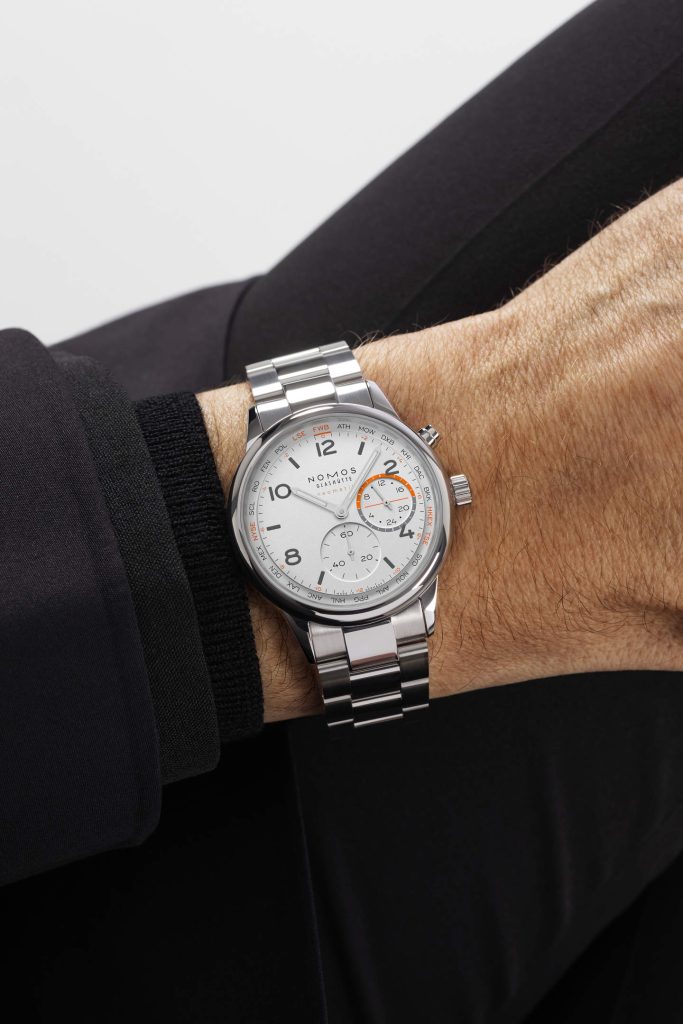 NOMOS Club Sport neomatik Worldtimer - Handelsblatt Edition for the trading day and the red-eye