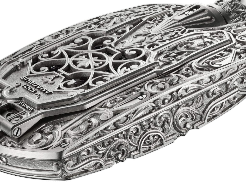 URWERK UR-1001 Amadeus - eternity carved in titanium