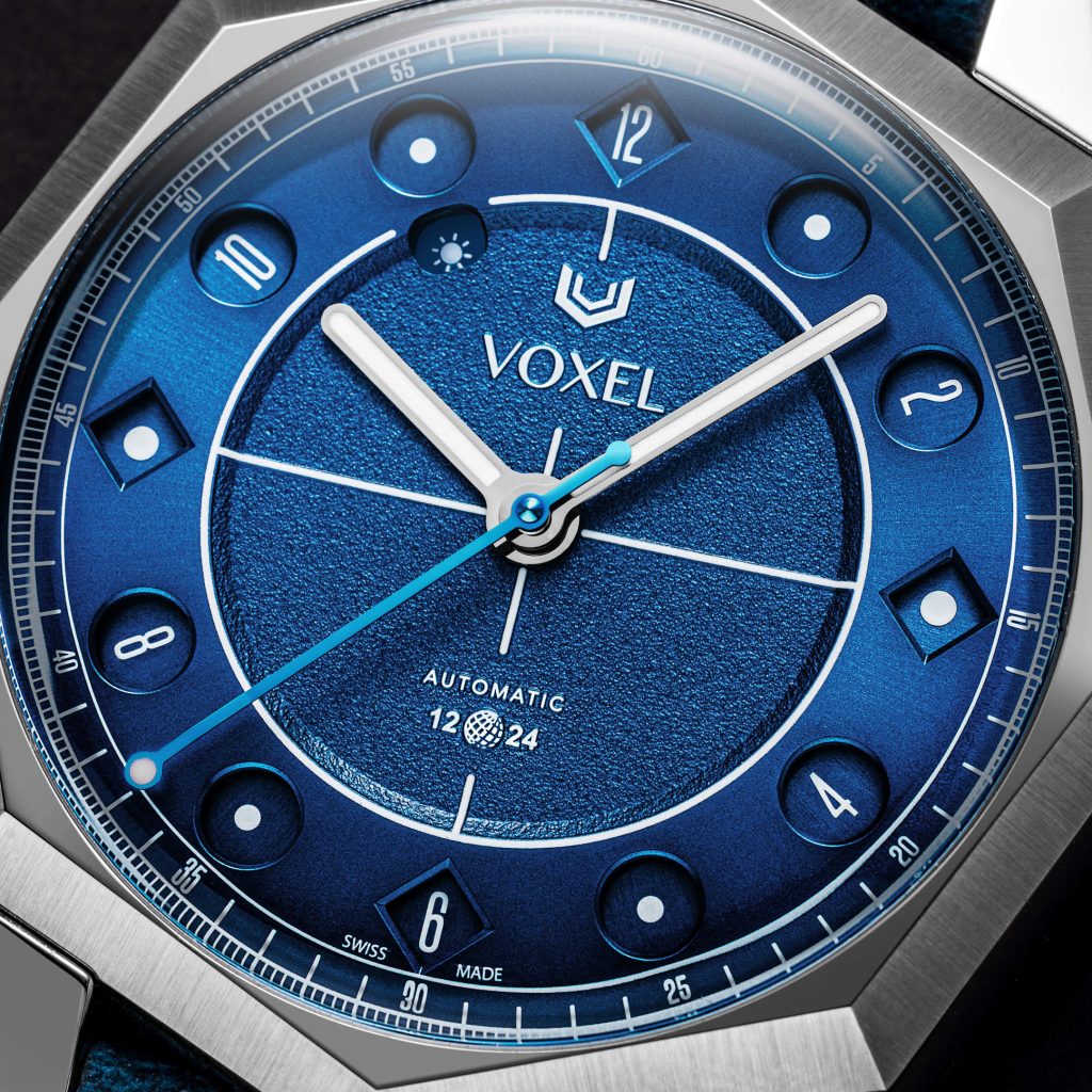 VOXEL Meridion VX01-E - a clear voice for day and night