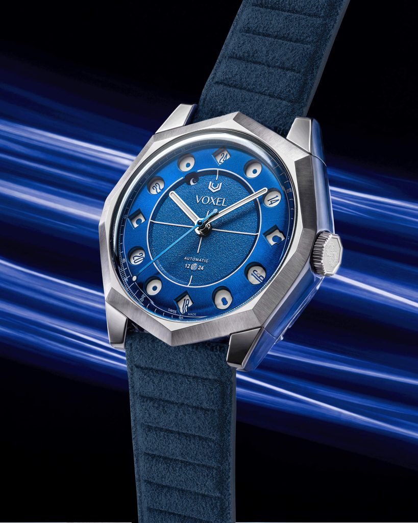 VOXEL Meridion VX01-E - a clear voice for day and night