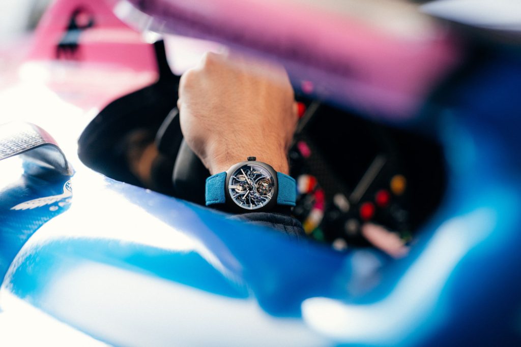 Moser Streamliner Tourbillon Skeleton Ceramic Alpine - Form Meets Material