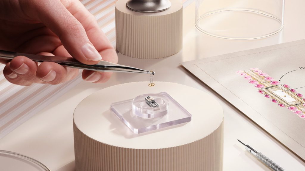 Jaeger-LeCoultre One-O-One Secrets – pink sapphires, hidden time, tiny calibre