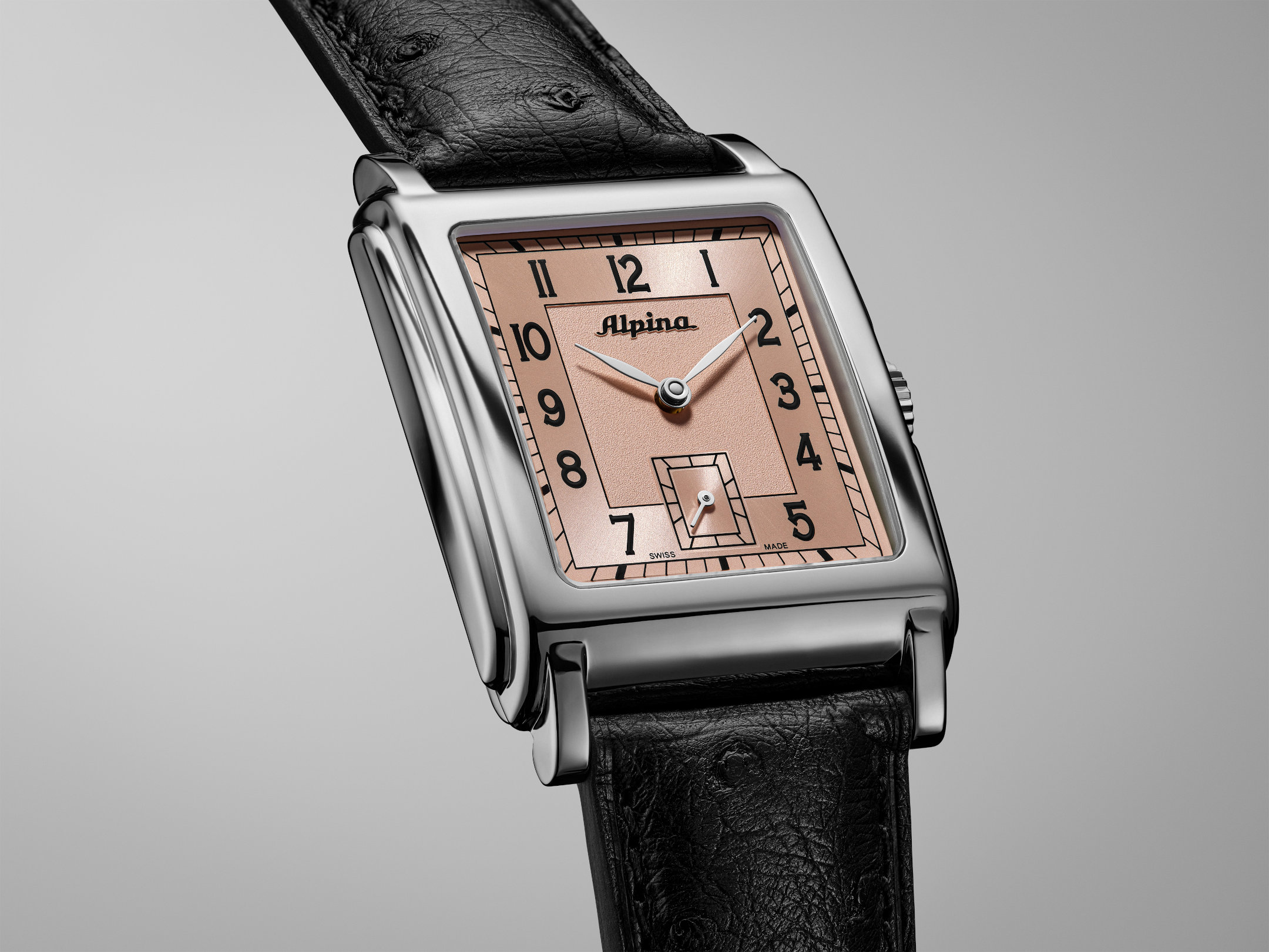Alpina’s lone Art Deco square for ELA – the Heritage Alpiner Carrée Automatic, in salmon
