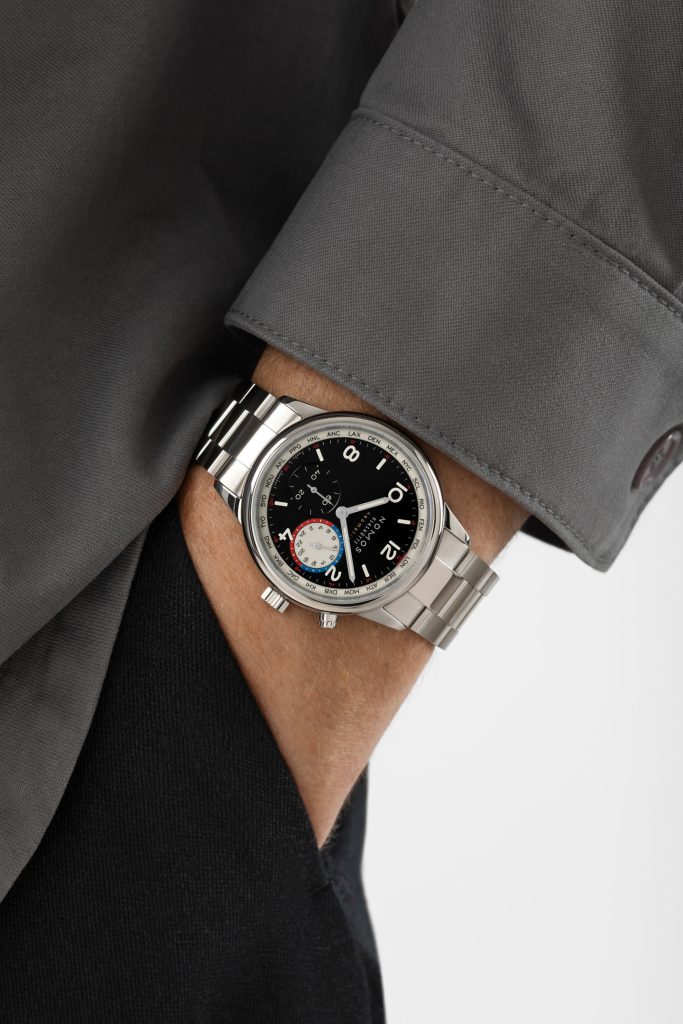 NOMOS Glashütte Goes Dark: The Club Sport neomatik Worldtimer dark