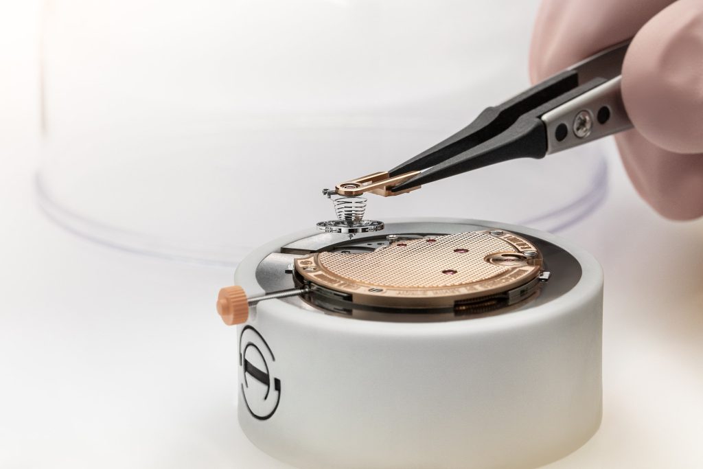 Armin Strom Tribute3 Au750 gold as structure, not garnish