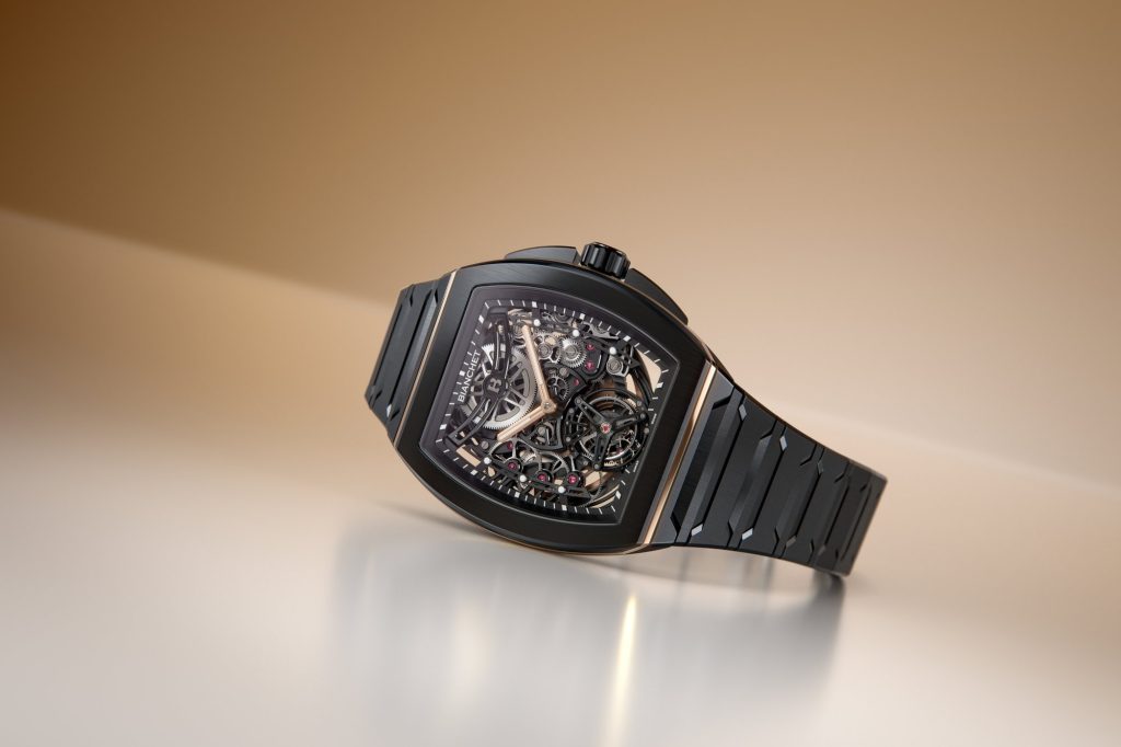 Bianchet Tonneau UltraFino Black Ceramic - the Golden Line at SIAR Mexico